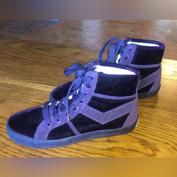 Pony Purple Velvet Sneakers. Size 7.5 - Picture 2 of 12